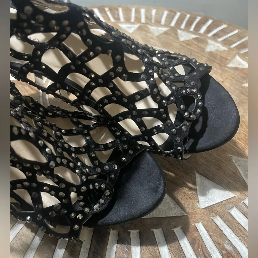 Zigi Soho Duran black rhinestone caged heels size 8.5 woman shoe - Picture 10 of 10